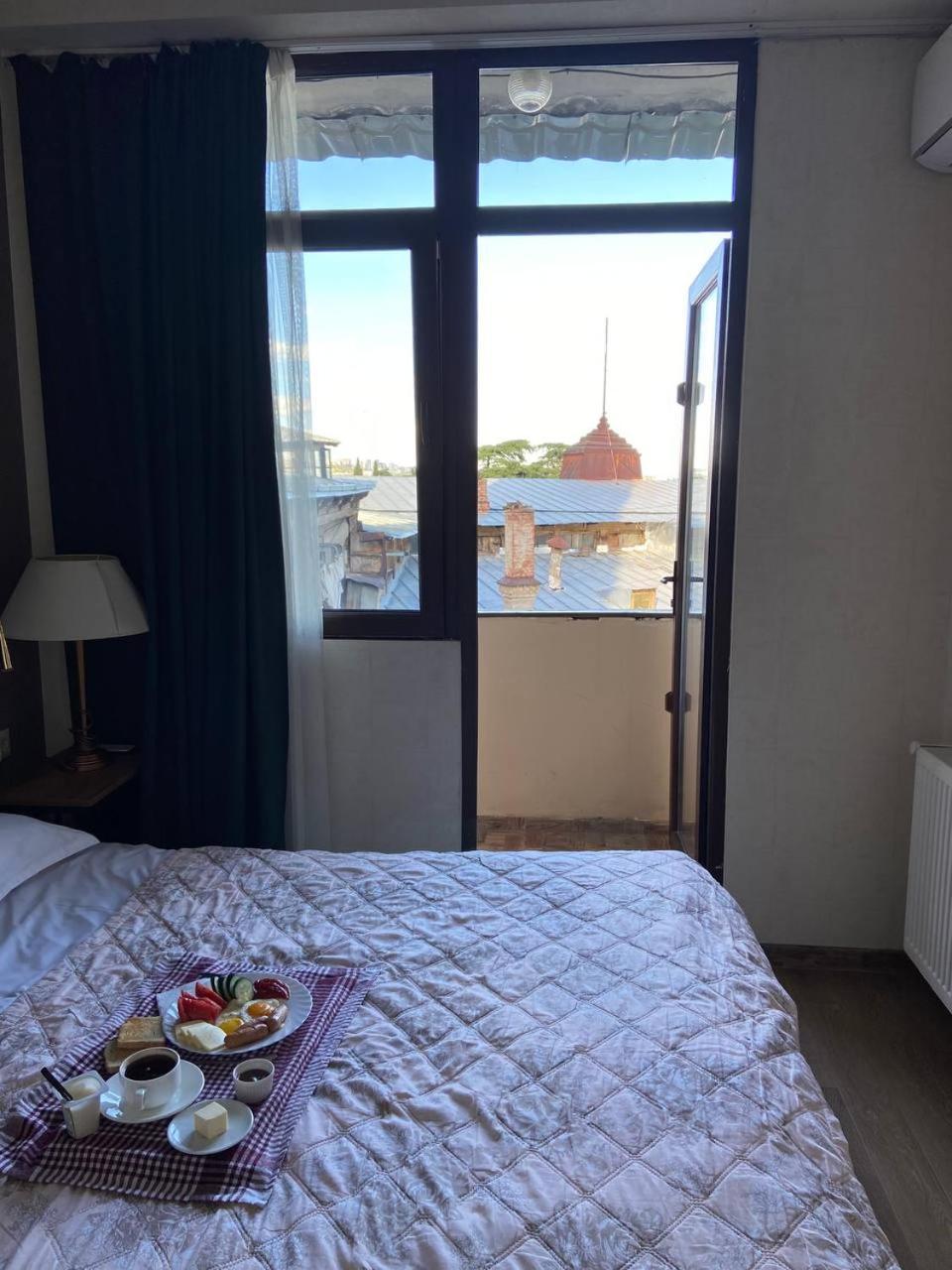 Hotel "Tbilisi Tales" In The Heart Of The Old City エクステリア 写真