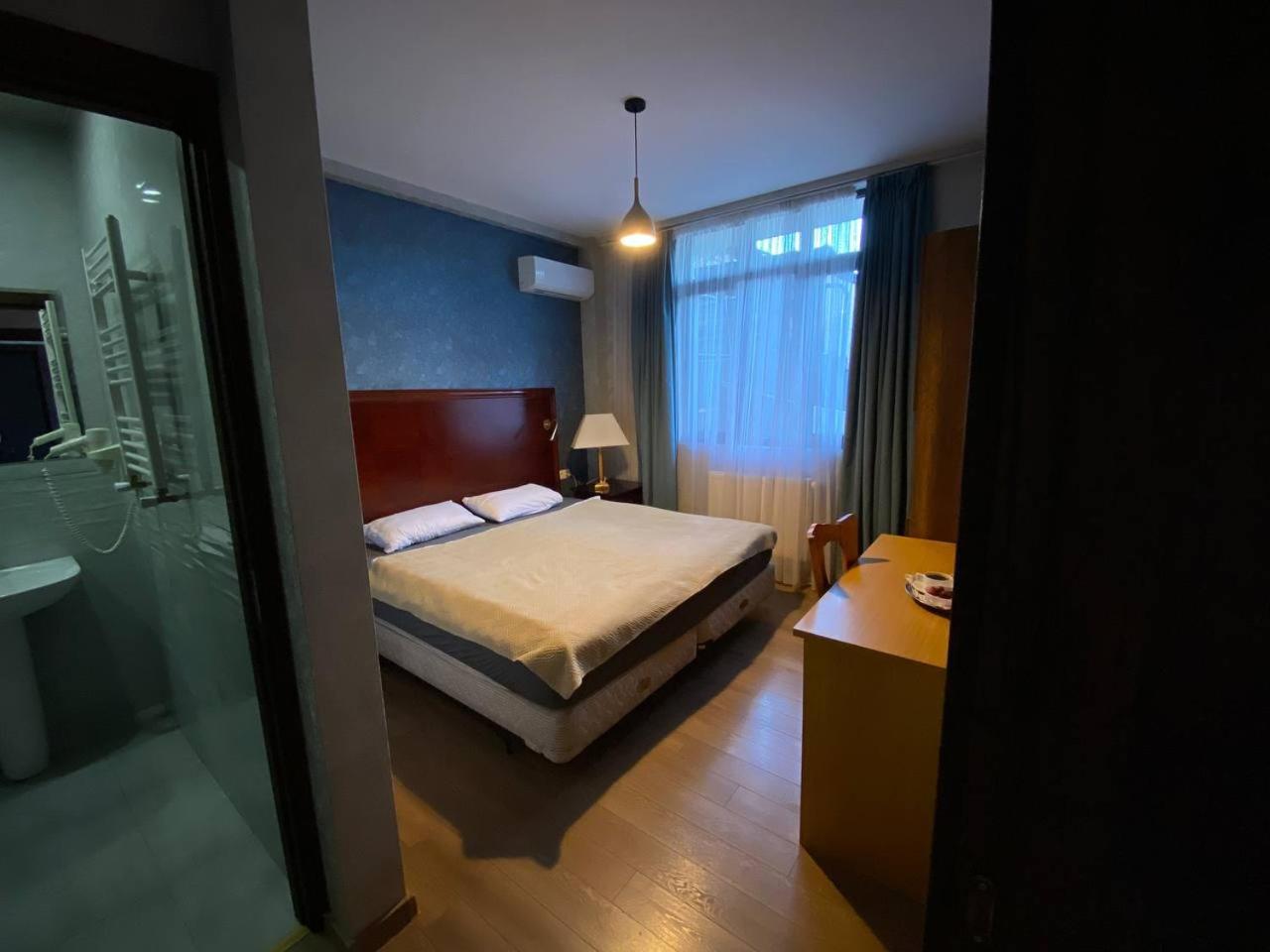 Hotel "Tbilisi Tales" In The Heart Of The Old City エクステリア 写真