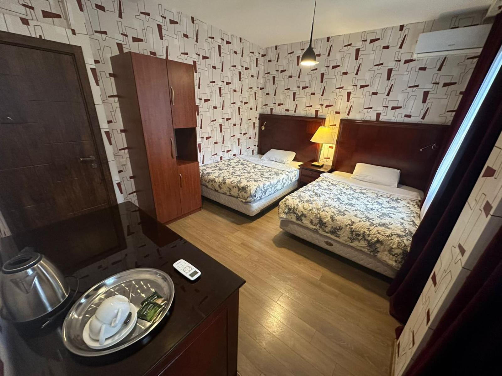 Hotel "Tbilisi Tales" In The Heart Of The Old City エクステリア 写真